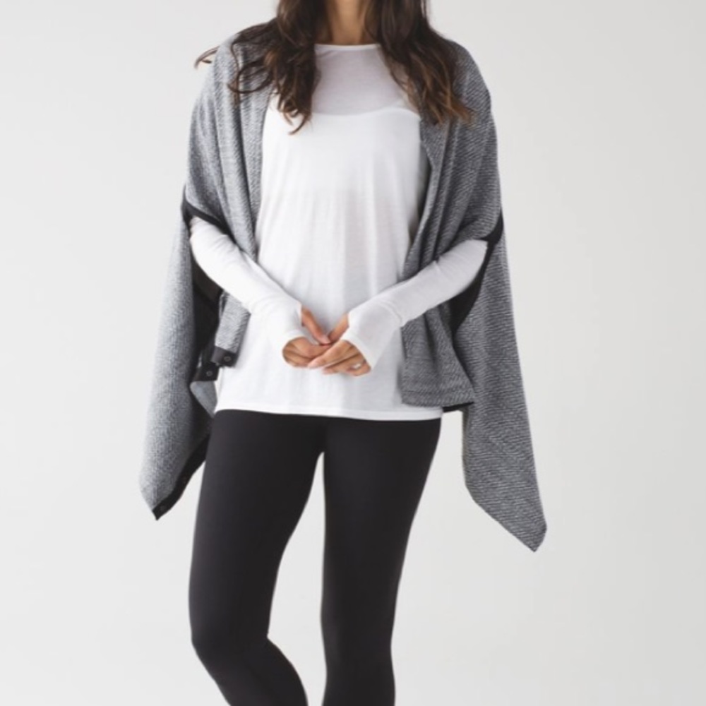Lululemon Vinyasa Wrap with Armholes